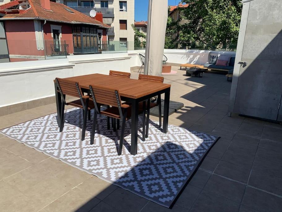 Atico Con Preciosa Terraza En Algorta Apartment Getxo Exterior photo